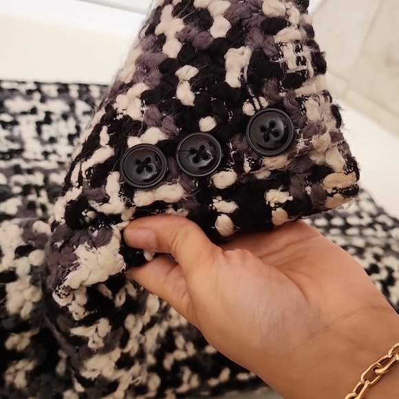 White house black market women wool coat - Freshly Dry Cleaned - Picture 6 of 8